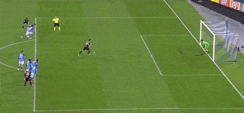 1681855337637080383.gif 吉鲁失点(1).gif