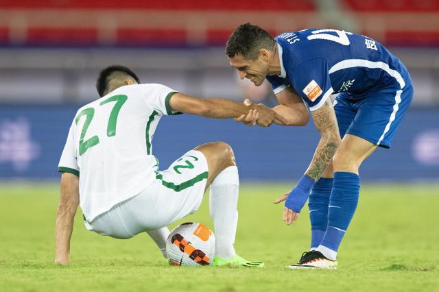 足球预测-核心回归稳定领头羊军心 斯坦丘：最佳状态PK大连！